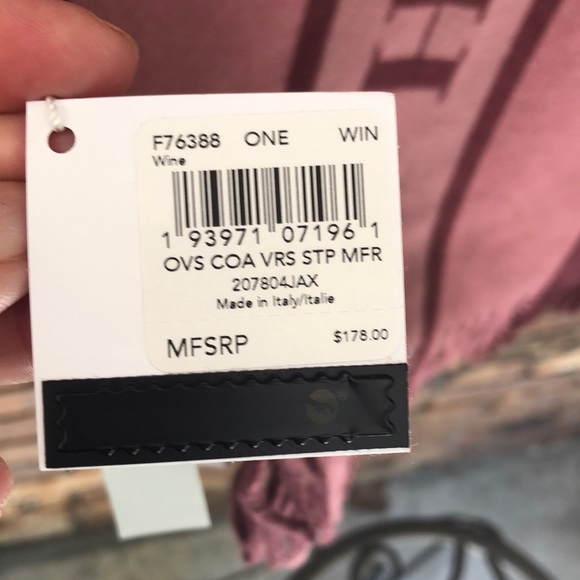 Coach 60 inch shawl/wrap - Picture 3 of 10